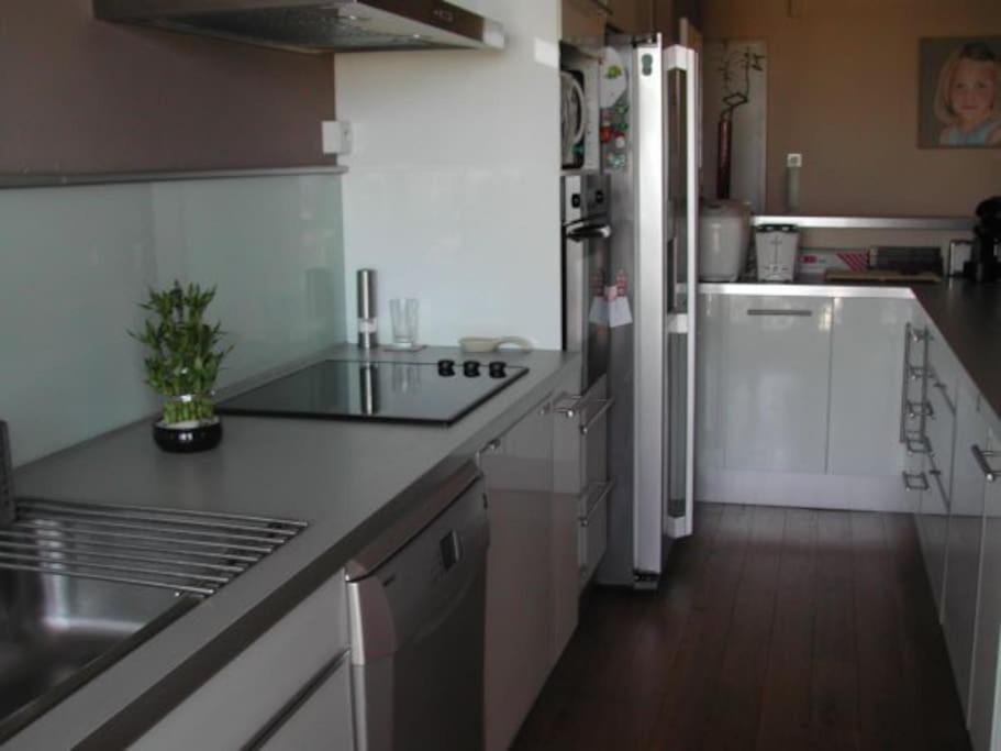 Appartement Residentiel Avec Parking Gratuit à Marseille Extérieur photo